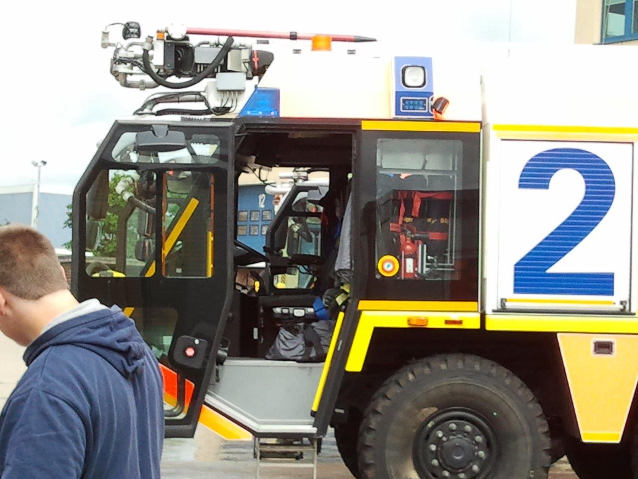 2013-06-30 Besichtigung Flughafen HH (13)