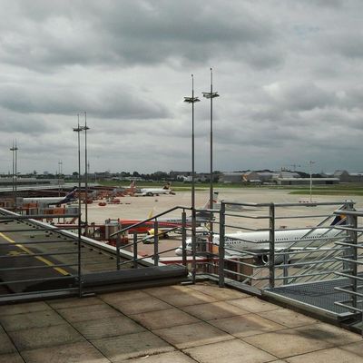 Bild vergrößern: 2013-06-30 Besichtigung Flughafen HH (22)