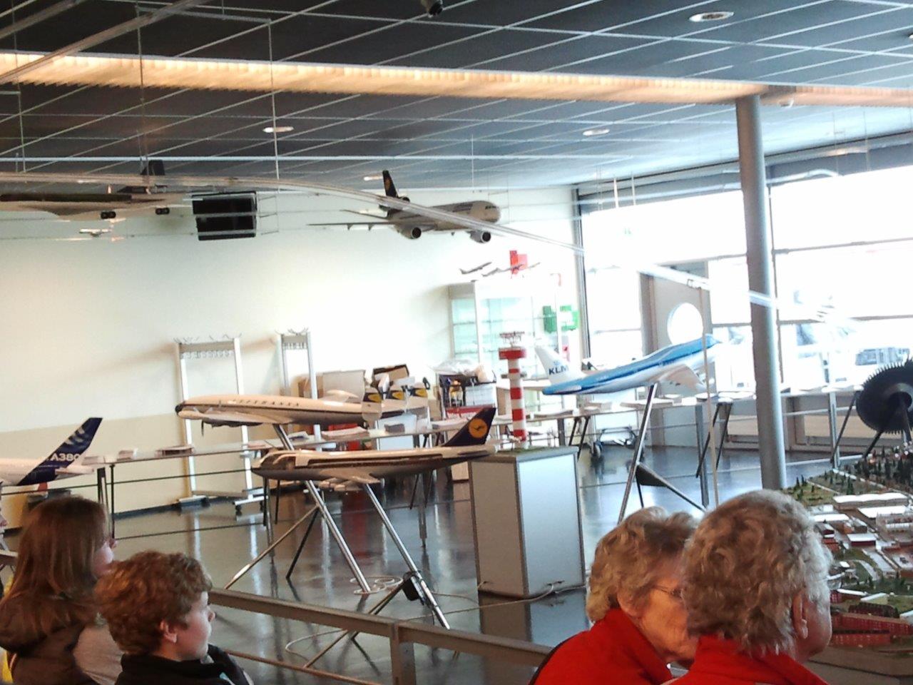 2013-06-30 Besichtigung Flughafen HH (27)