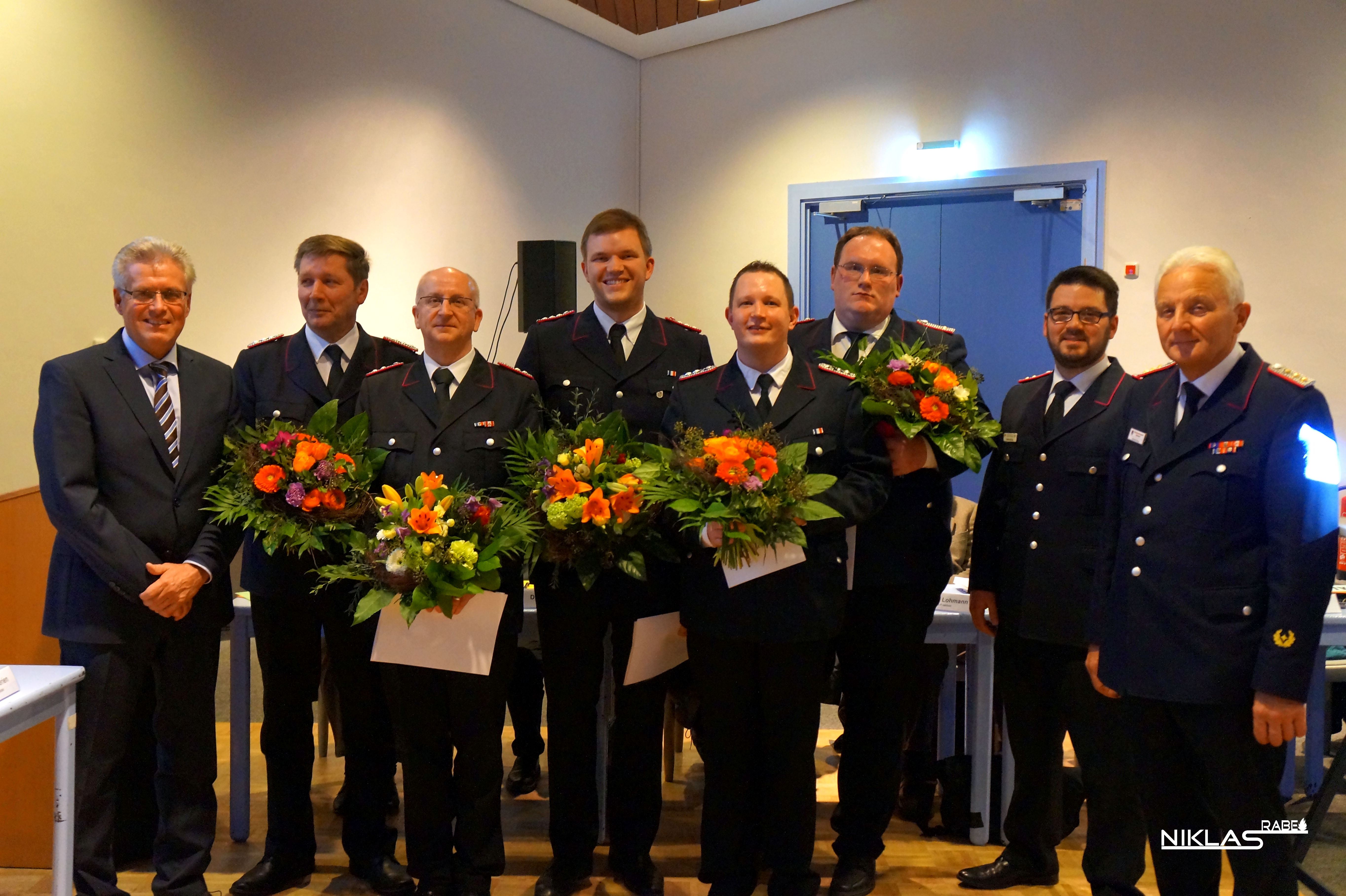 Gruppenbild der neuen Ortswehrf�hrer