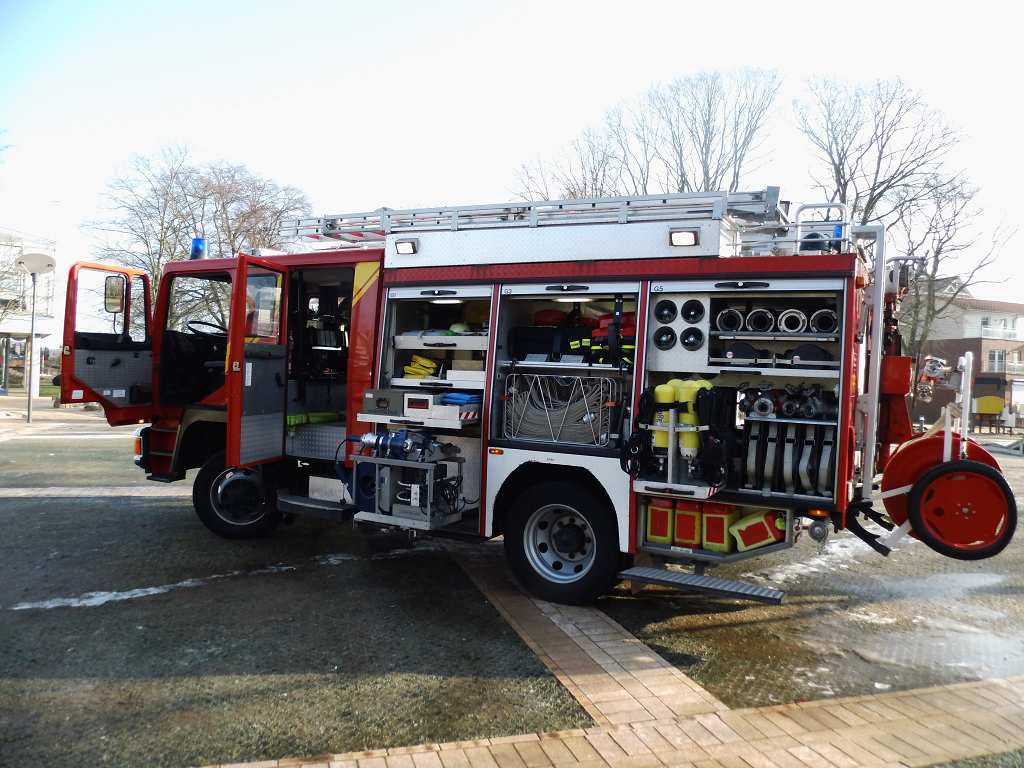 Scharbeutz LF 16 linke Seite