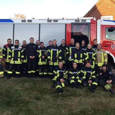 Bild vergr��ern: Gruppenfoto_klein