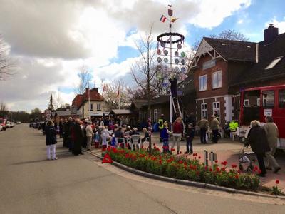 Bild vergr��ern: Symbol_Maibaum