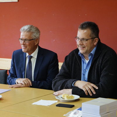 Bild vergr��ern:                                
