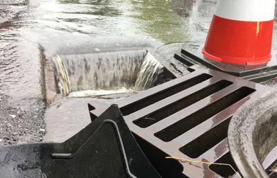 Bild vergr��ern: Scharbeutz Symbolbild Unwetter-Wasser