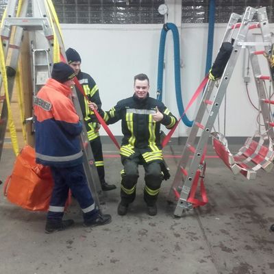 Bild vergr��ern: �bungsdienst in Gleschendorf  (12)