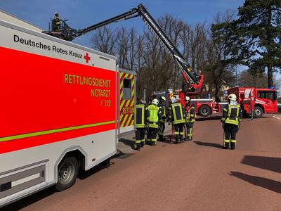 Bild vergr��ern: Scharbeutz Aktuelles 22.04.2018 Personenrettung in Haffkrug