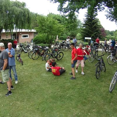 Bild vergr��ern: Fahrradtour 2018 FF Haffkrug (1)