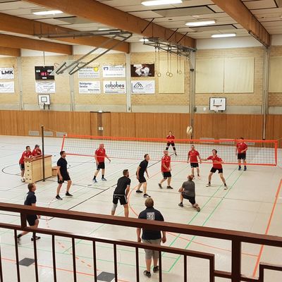 Bild vergrößern: Volleyball-Turnier FF Gleschendorf und FF Pönitz (2)