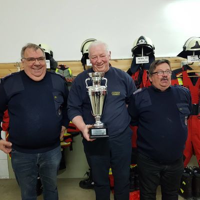 Bild vergr��ern: Skat- und Knobelabend 2019
