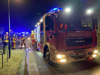 Bild vergr��ern: Scharbeutz Aktuelles 01.01.2020 brennt M�lleimer 