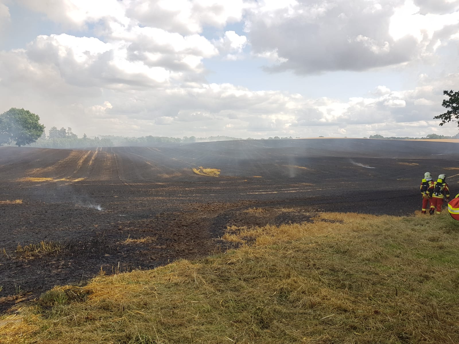 Fl�chenbrand Ahrensb�k; 26/2021 FF Gleschendorf