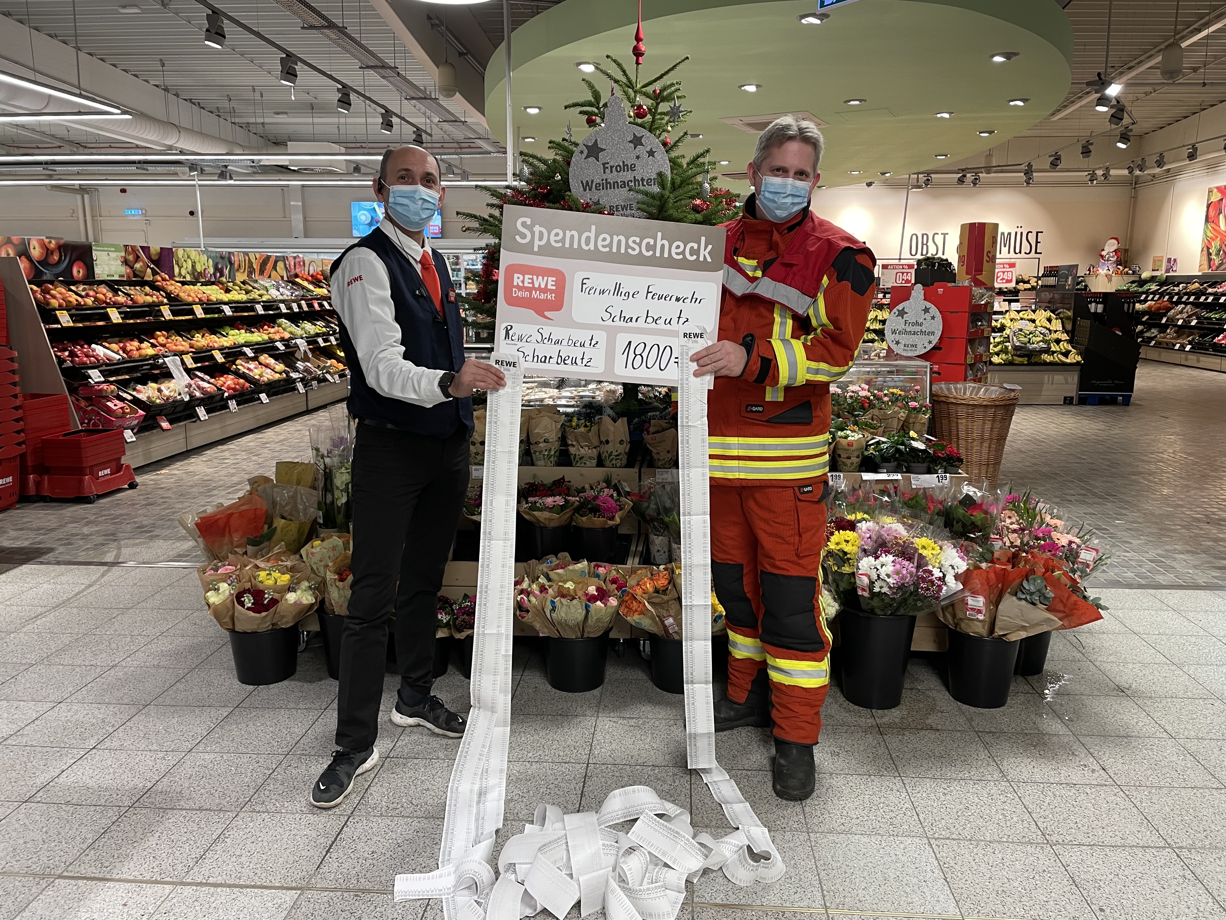 Scharbeutz Aktuelles 21.12.2021 Weihnachts�berraschung f�r die Feuerwehr