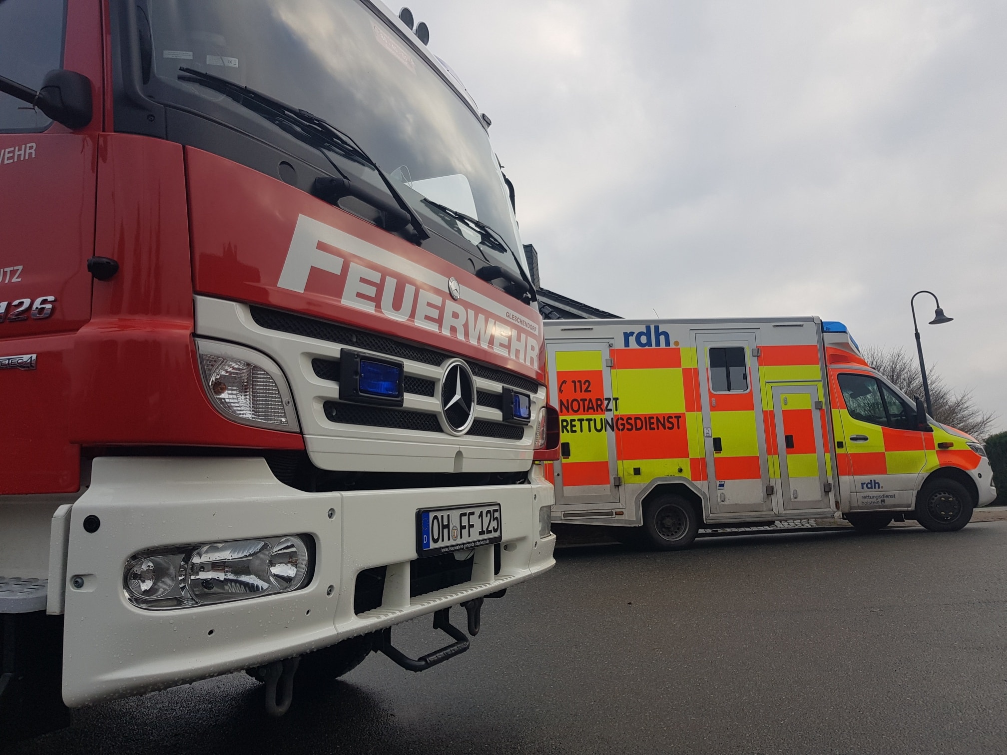 Feuerwehr Gleschendorf mit Rettungsdienst