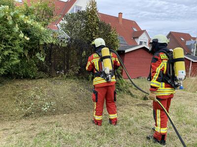 Bild vergr��ern: Scharbeutz Aktuelles 02.08.2022 Heckenbrand