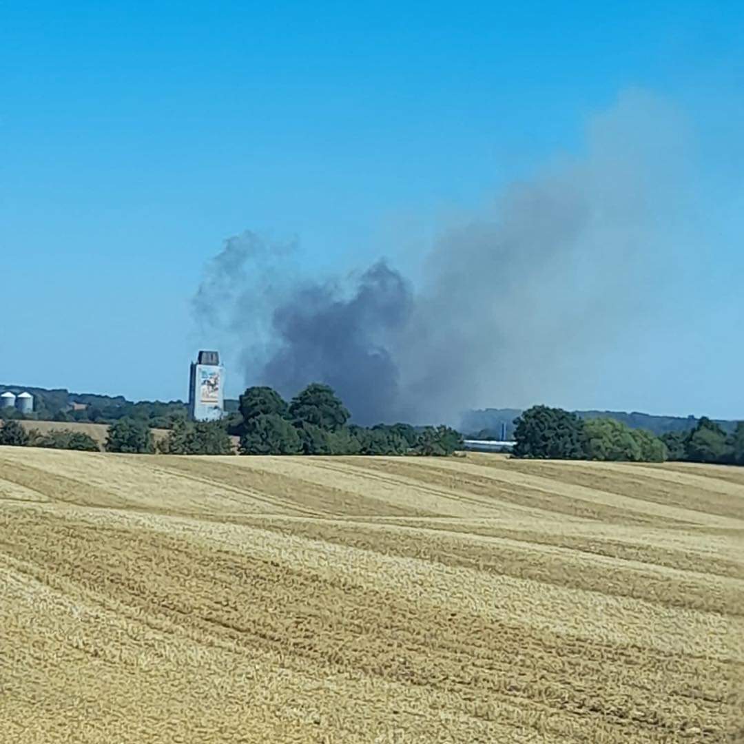 Feuer L 309 und Bahnlinie L�beck-Kiel (1)
