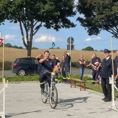 Bild vergr��ern: Spieleolympiade der Feuerwehr Sch�rsdorf