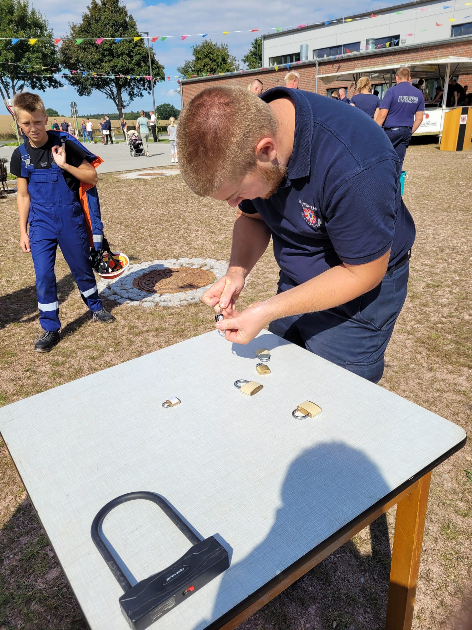 Spieleolympiade der Feuerwehr Sch�rsdorf (4)
