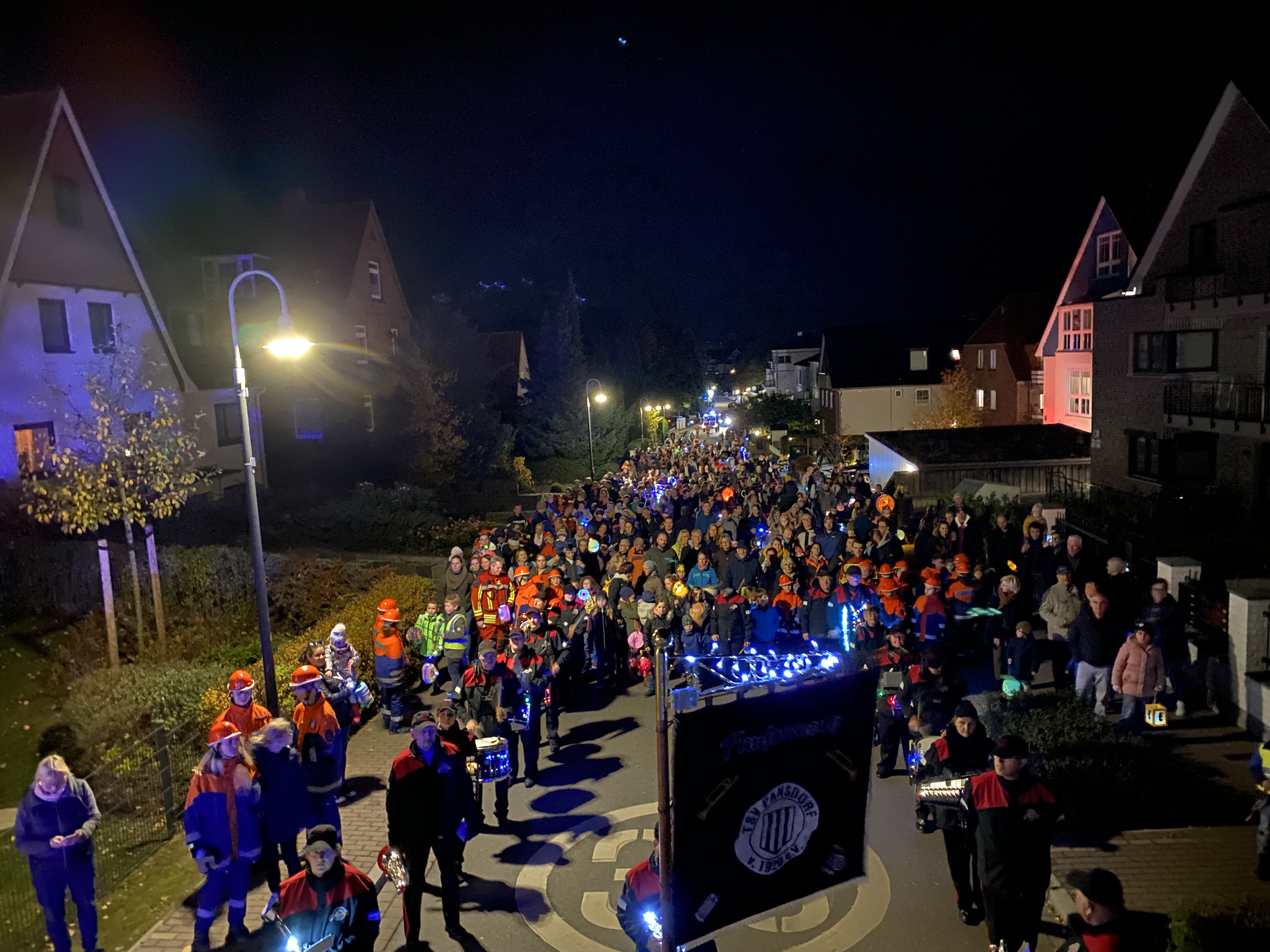 Scharbeutz Aktuelles Laternenumzug Bild 1 
