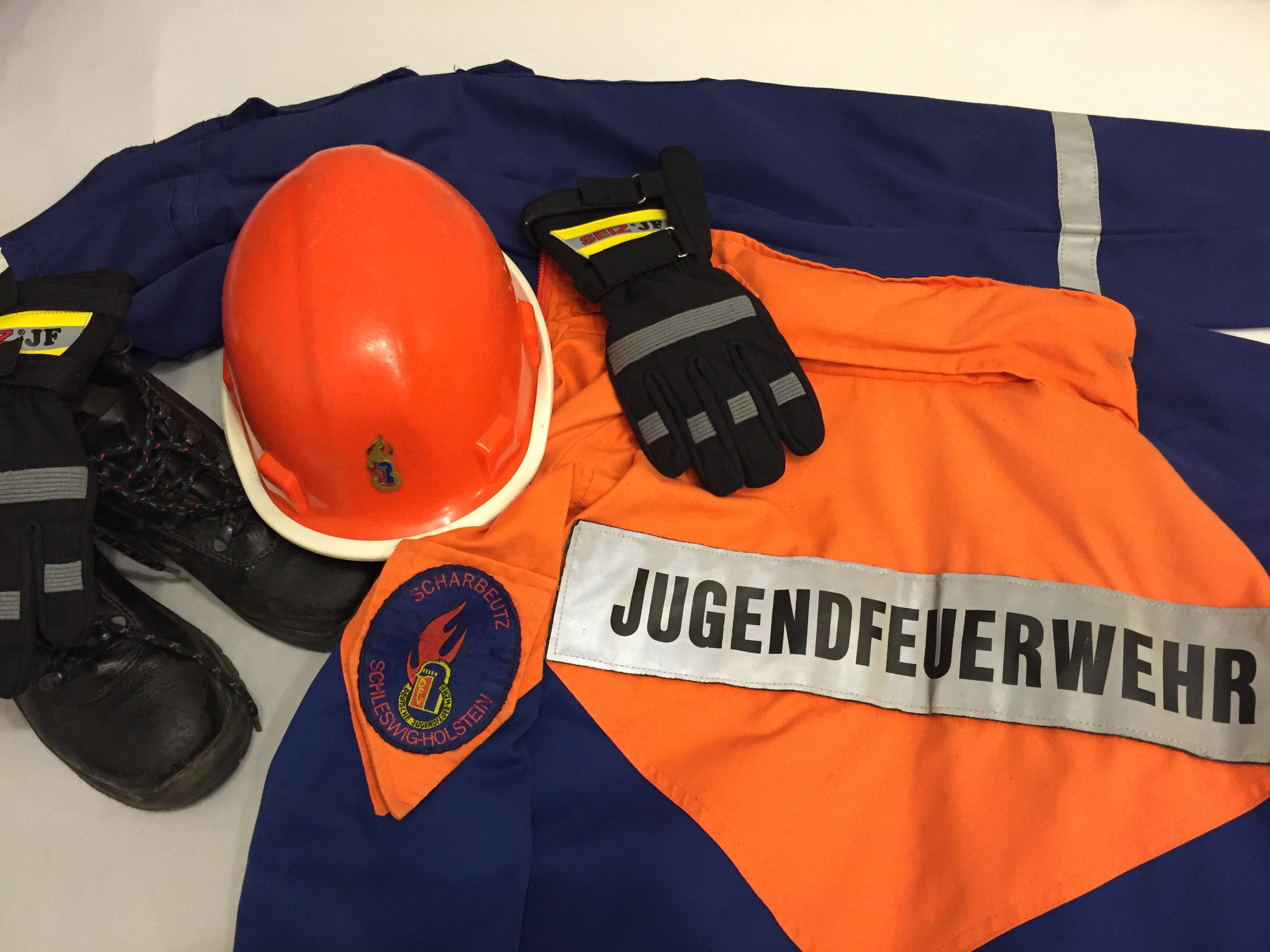 JFS80_Schutzausr�stung_Bekleidung