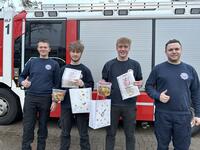 Bild vergr&ouml;&szlig;ern: Presse FFS80 Nr.2_2024_18.01.2024_Jugendfeuerwehr_Bild von den beiden &Uuml;bertritten in die Einsatzabteilung