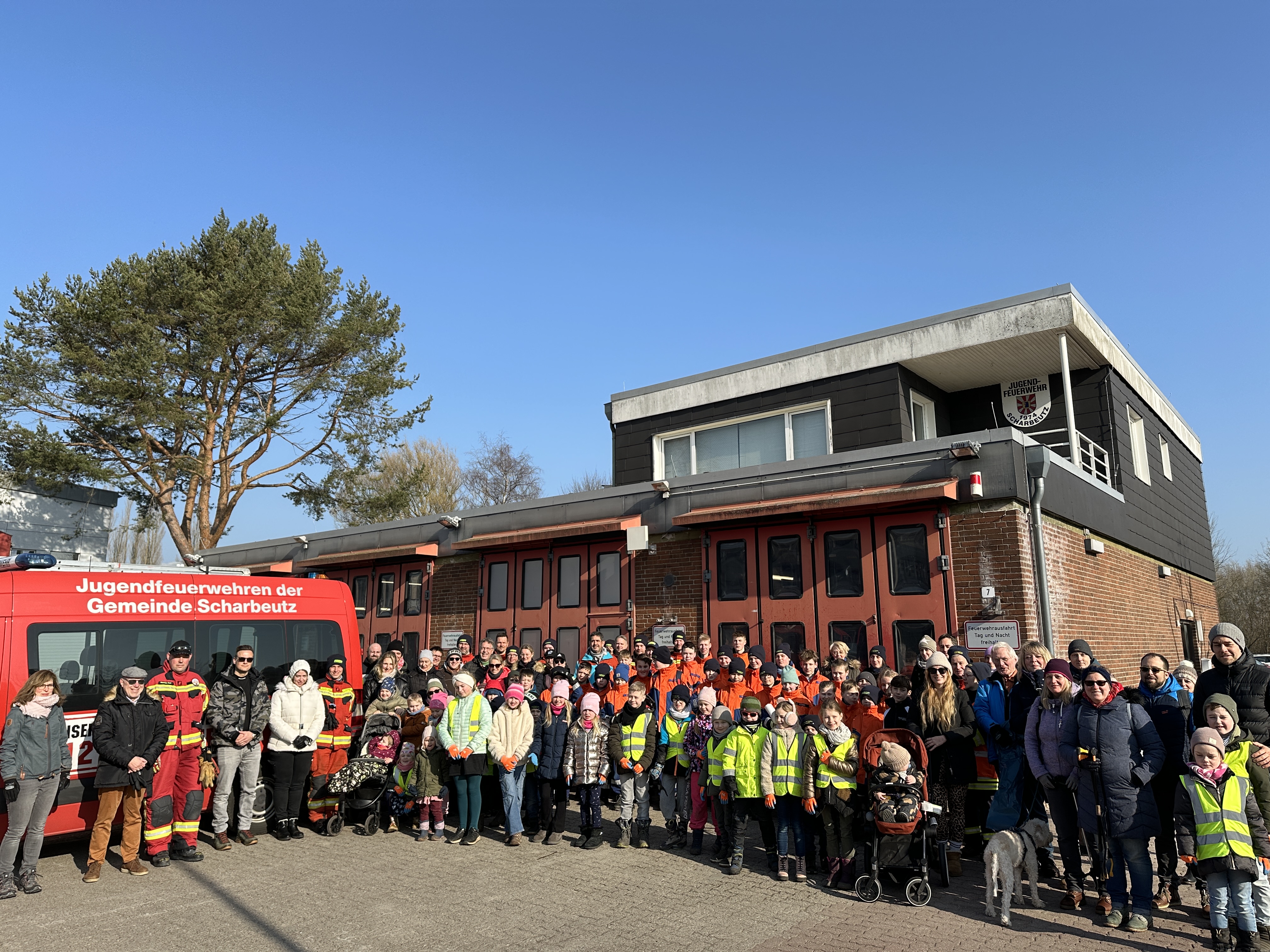 Scharbeutz_Aktuelles_11.03.2024_Fr�hjahrsputz_2024 Bild 1