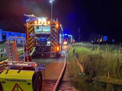 Bild vergr��ern: Scharbeutz aktuelles 15.09.2024 brennt Reetdach Bild 1 