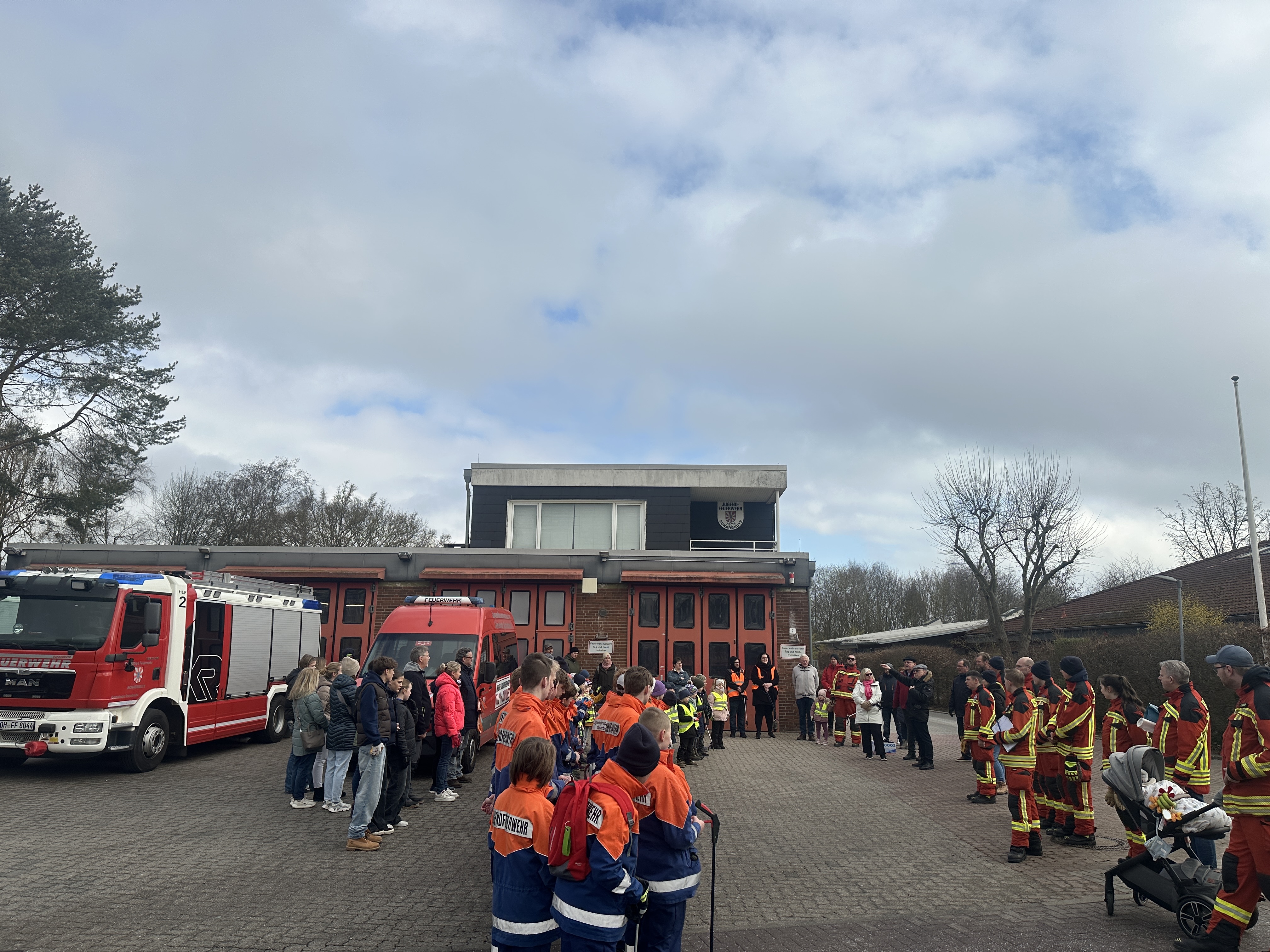 Scharbeutz Aktuelles 2025 16.03.2025 Fr�hjahrsputz