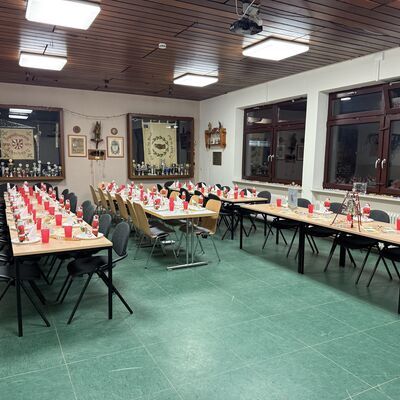 Bild vergr��ern: Scharbeutz Aktuelles 02.12.2025 MV + Weihnachtsfeier Bild 