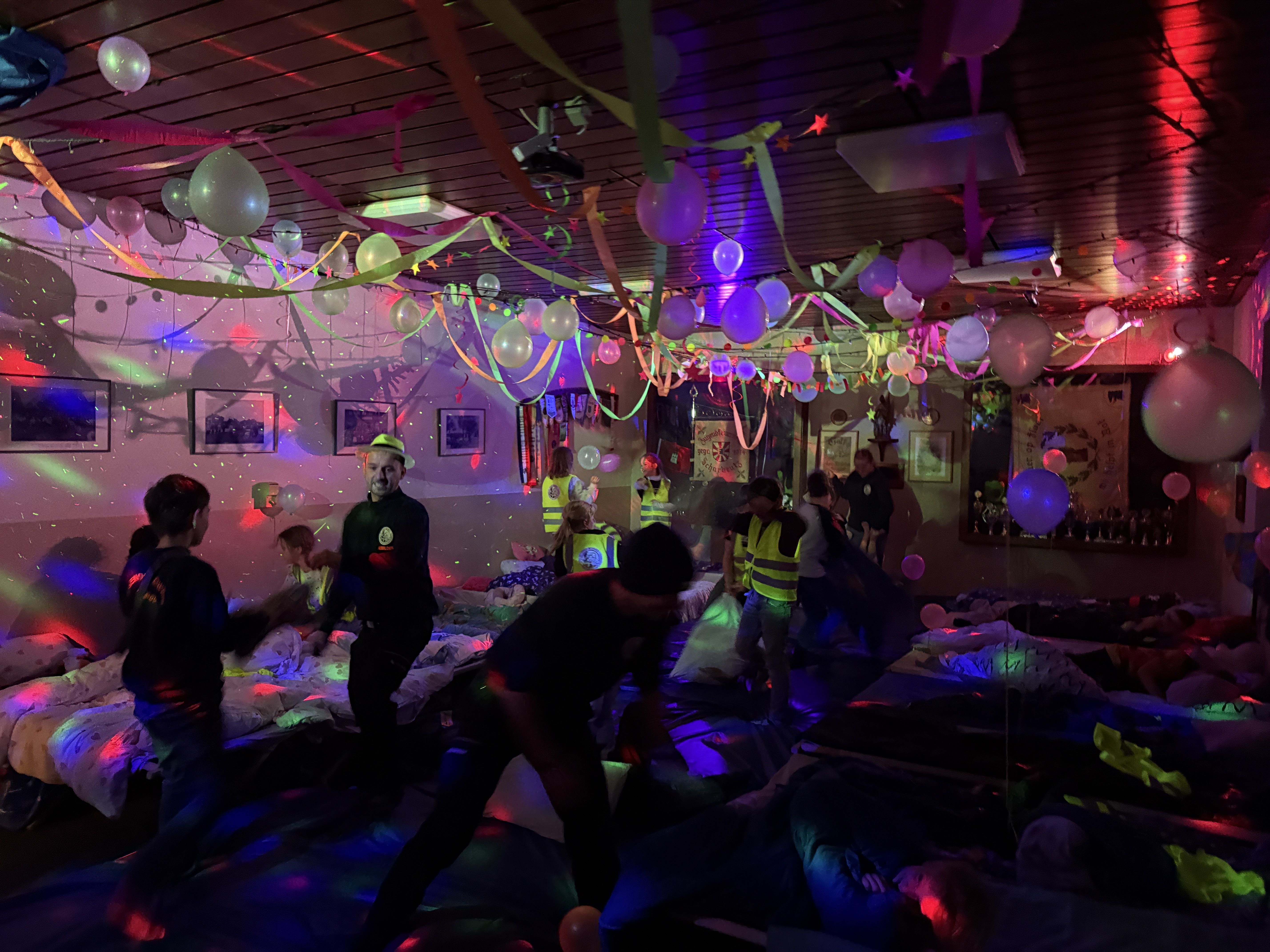 Scharbeutz Aktuelles 26.02.2026 �bernachtungsparty Bild