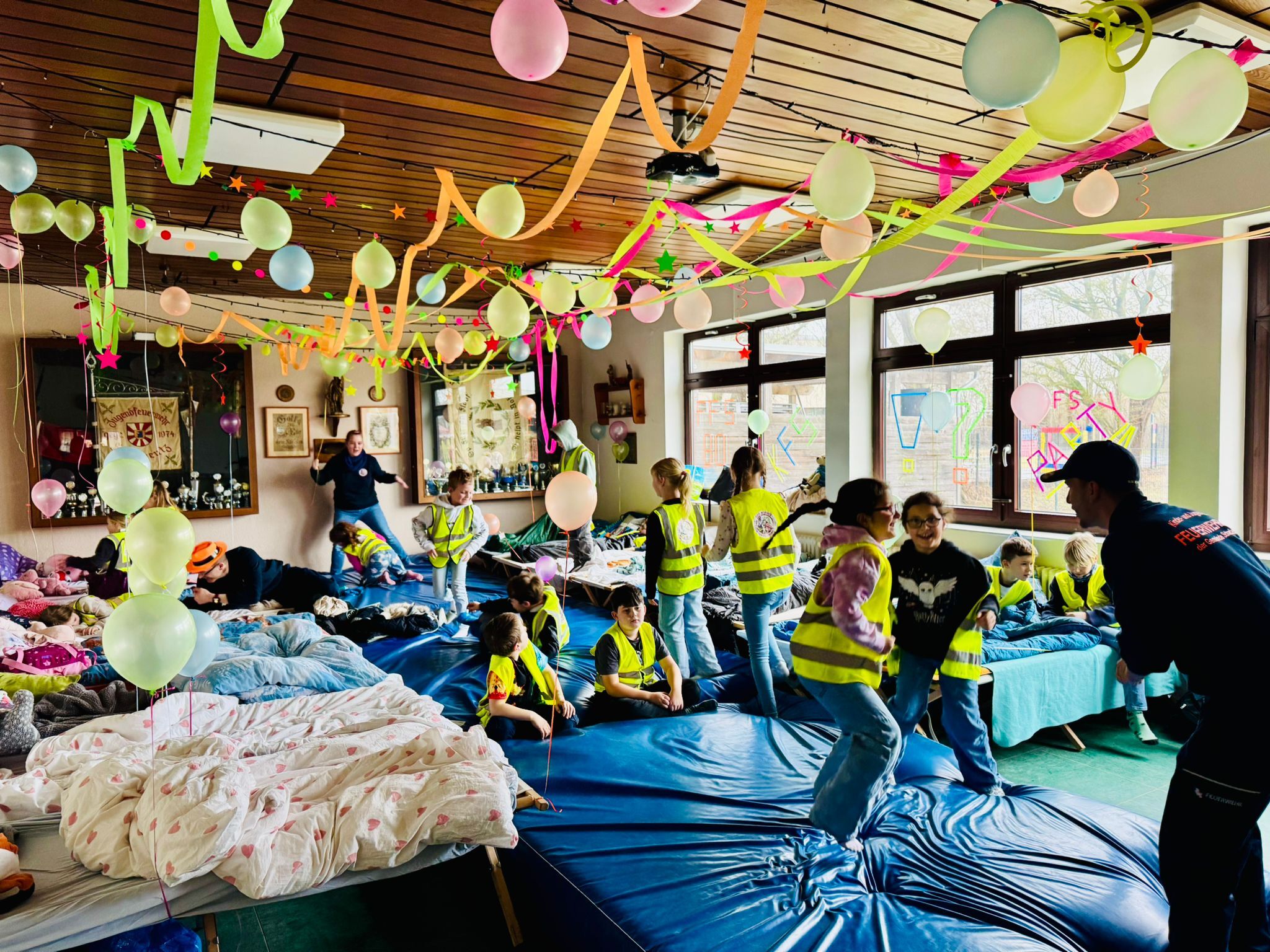 Scharbeutz Aktuelles 26.02.2026 �bernachtungsparty Bild
