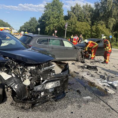 Scharbeutz Aktuelles 09.08.2026 VU mit 3 Fahrzeugen 