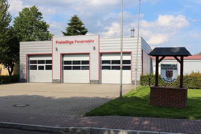 Bild vergr��ern: Ger�tehaus FF Haffkrug