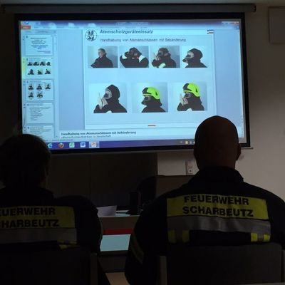 Bild vergr��ern: Atemschutz@FFS 2015 Bild 1