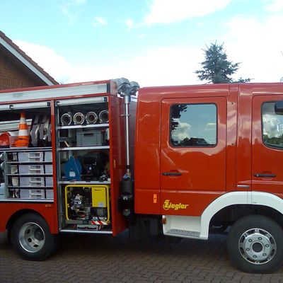 Bild vergrößern: Feuerwehr-TSF-W-RechteSeite-2007
