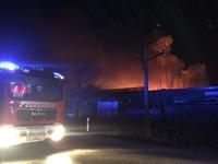 Bild vergr&ouml;&szlig;ern: Presse 10.01.2016 Gro&szlig;feuer in Ahrensb&ouml;k Bild 2 