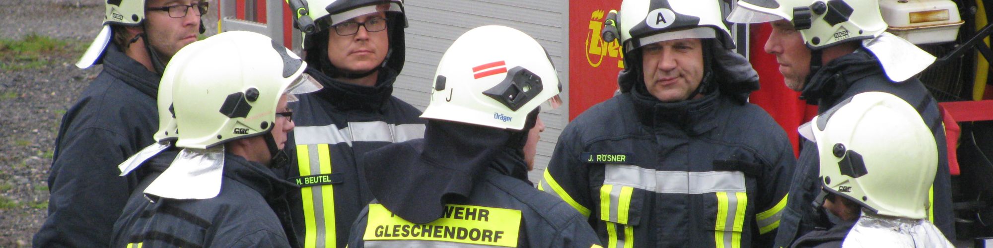Freiwillige Feuerwehrm�nner aus Gleschendorf